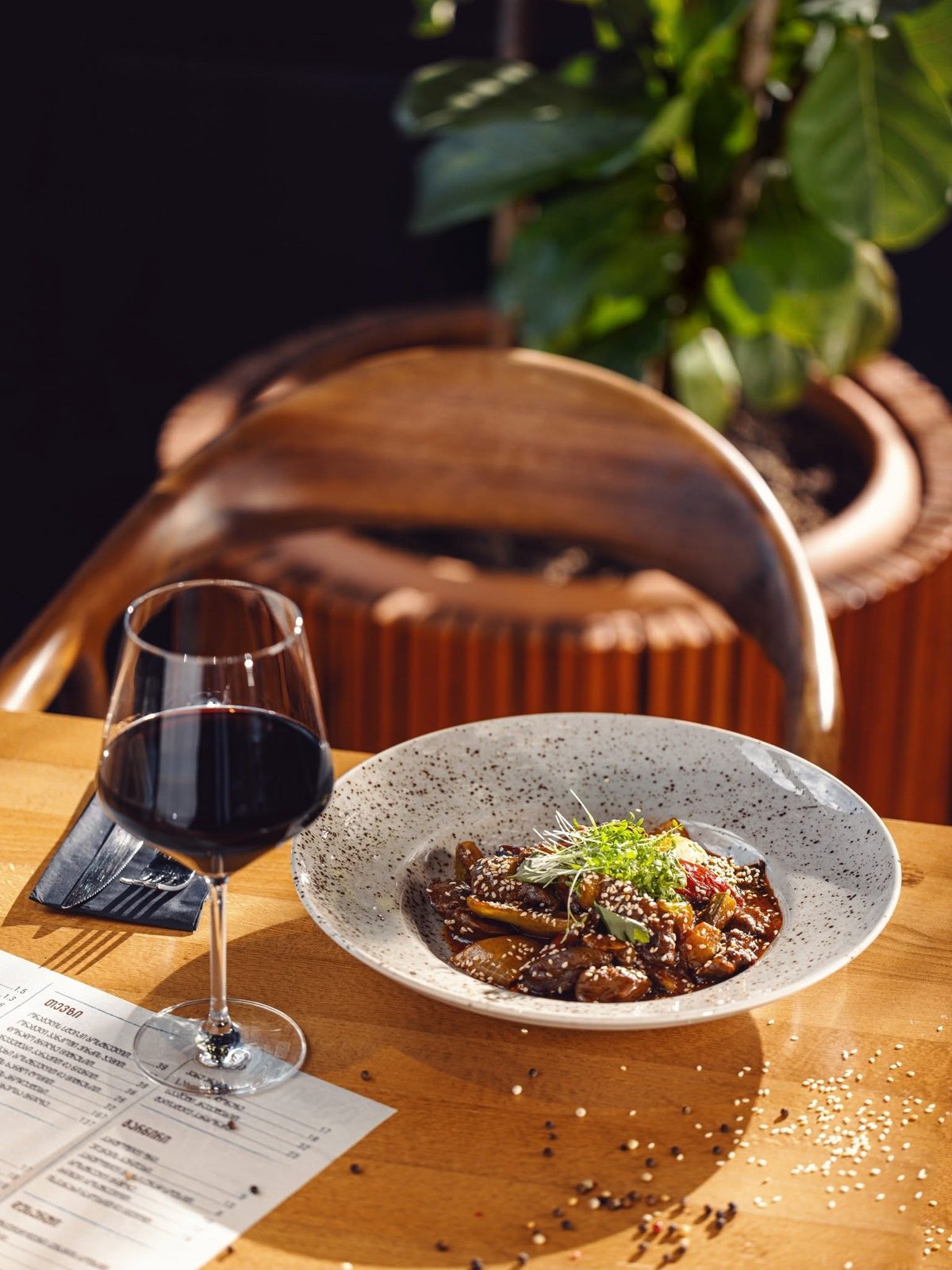A set table with wine at Varazi
